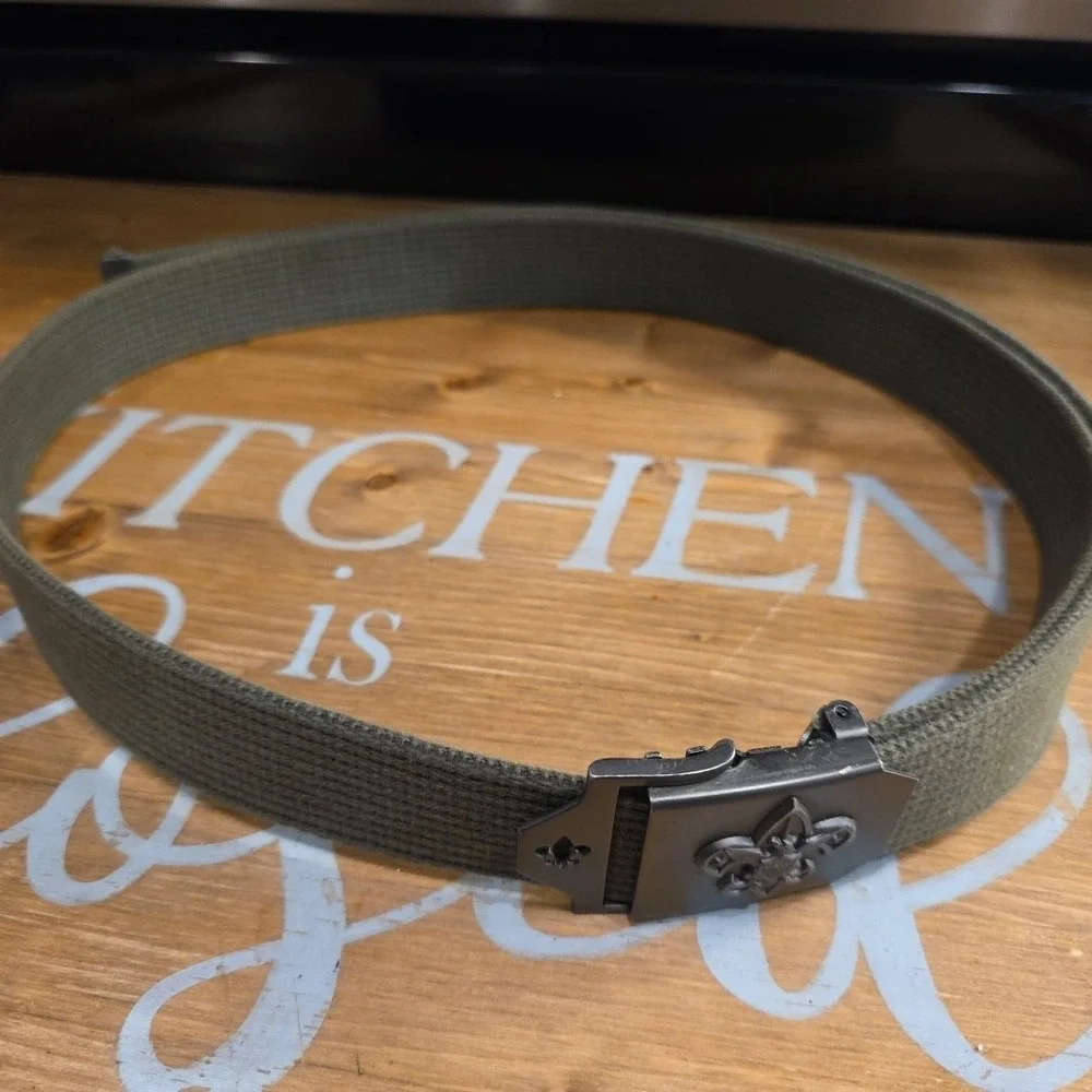 Boy Scout Khaki Green Webbing Belt Green Gear Buckle 60 Inches 2X Men EXCELLENT‎